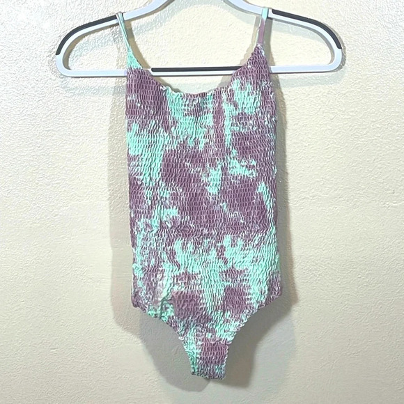 Tori Praver Swimwear Honolula Smocked One-Piece Swimsuit size small - Picture 4 of 6